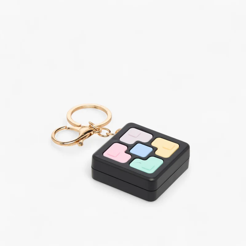 LIFESTYLE Fidget Toy Charm Keyring for Kids